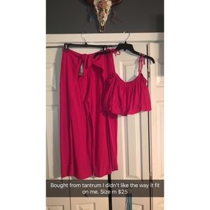 Clothes lightly worn prices on each picture